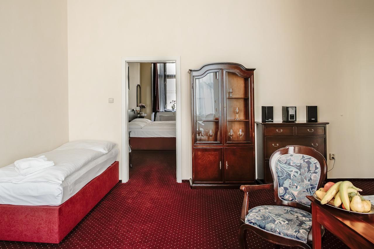Hotel U Salzmannu Plzeň Extérieur photo