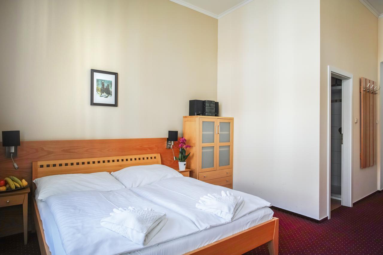 Hotel U Salzmannu Plzeň Extérieur photo